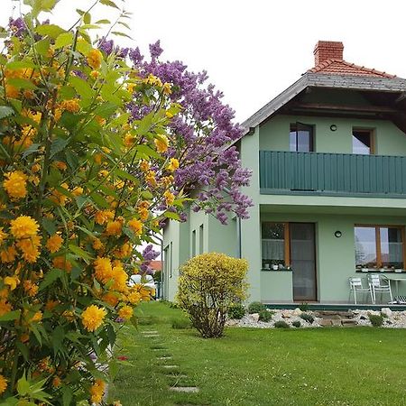 Apartman Nora Ii. Bük Exteriér fotografie